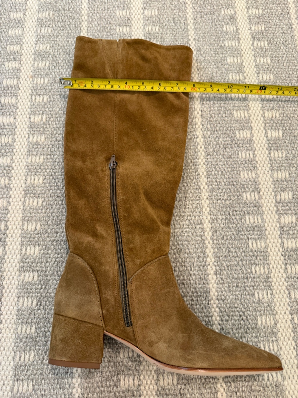 NWOT Bernardo Size 7 Suede Knee Boots in Cognac Brown - Picture 5 of 10